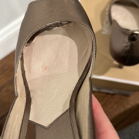 Michael Kors Pumps - Picture 6 of 7